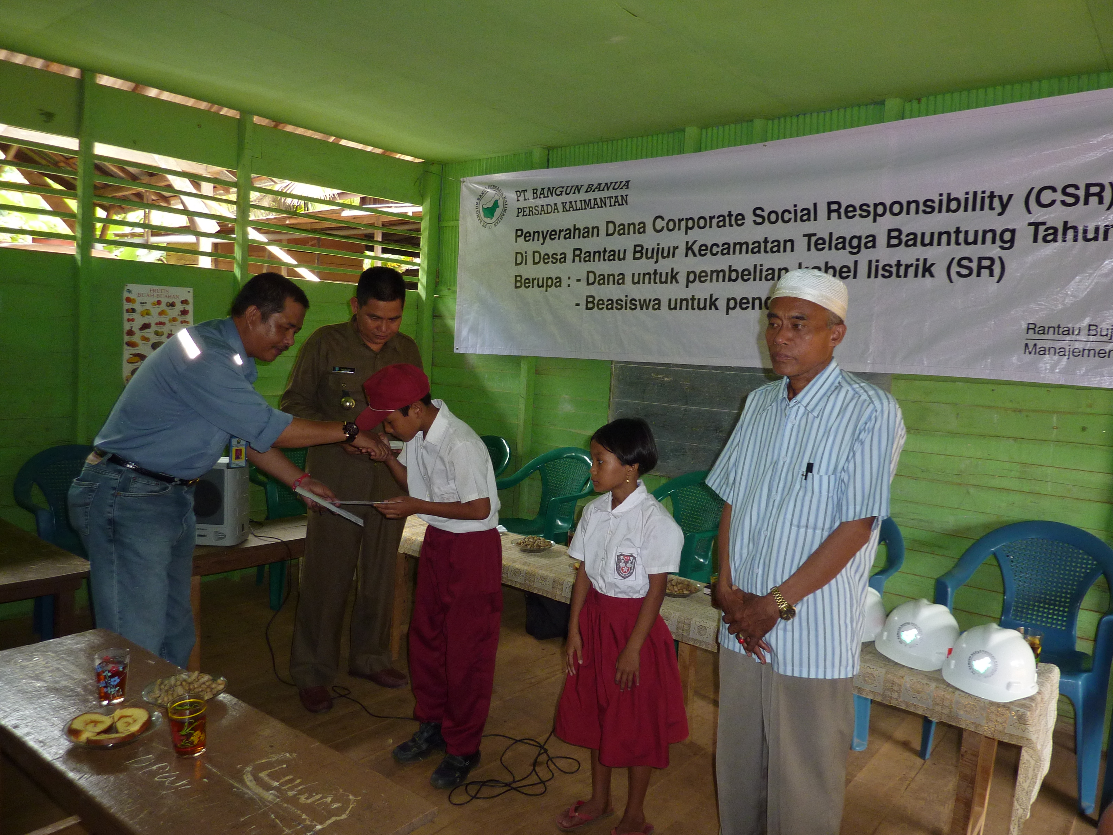 Penyaluran Program Beasiswa Pendidikan Sekolah Dasar